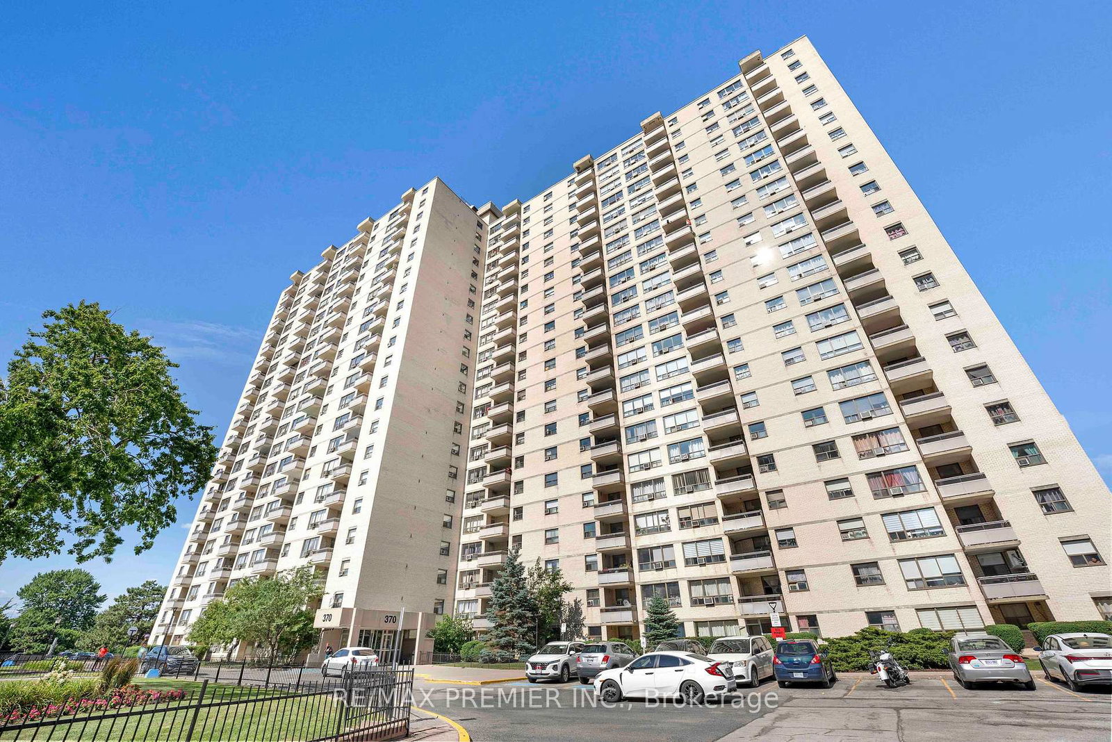 370-dixon-road-etobicoke-ontario-w12321836