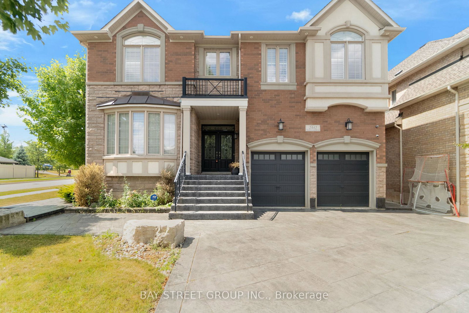 2442-taylorwood-drive-oakville-ontario-w12321874