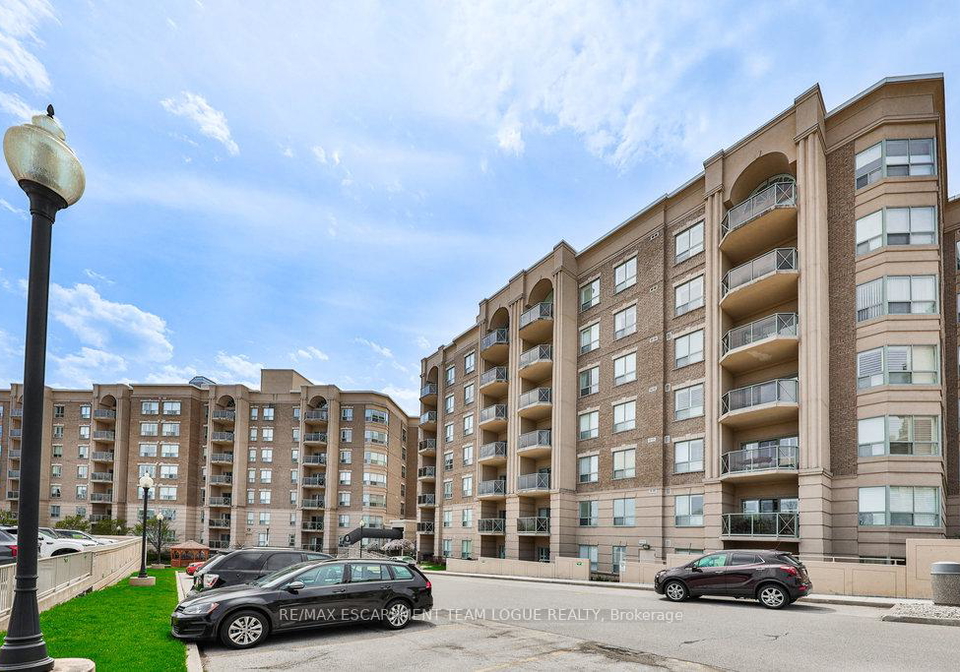 2085-amherst-heights-drive-burlington-ontario-w12321882