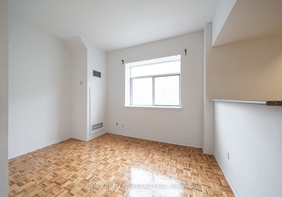 1407-dupont-street-toronto-ontario-w12321948