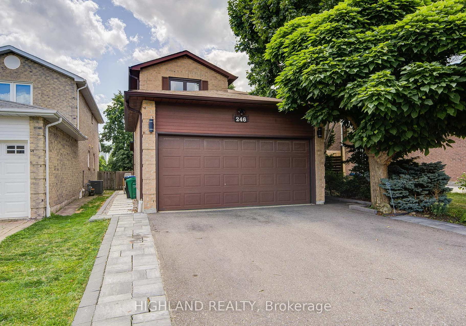 246-winfield-terrace-mississauga-ontario-w12322061