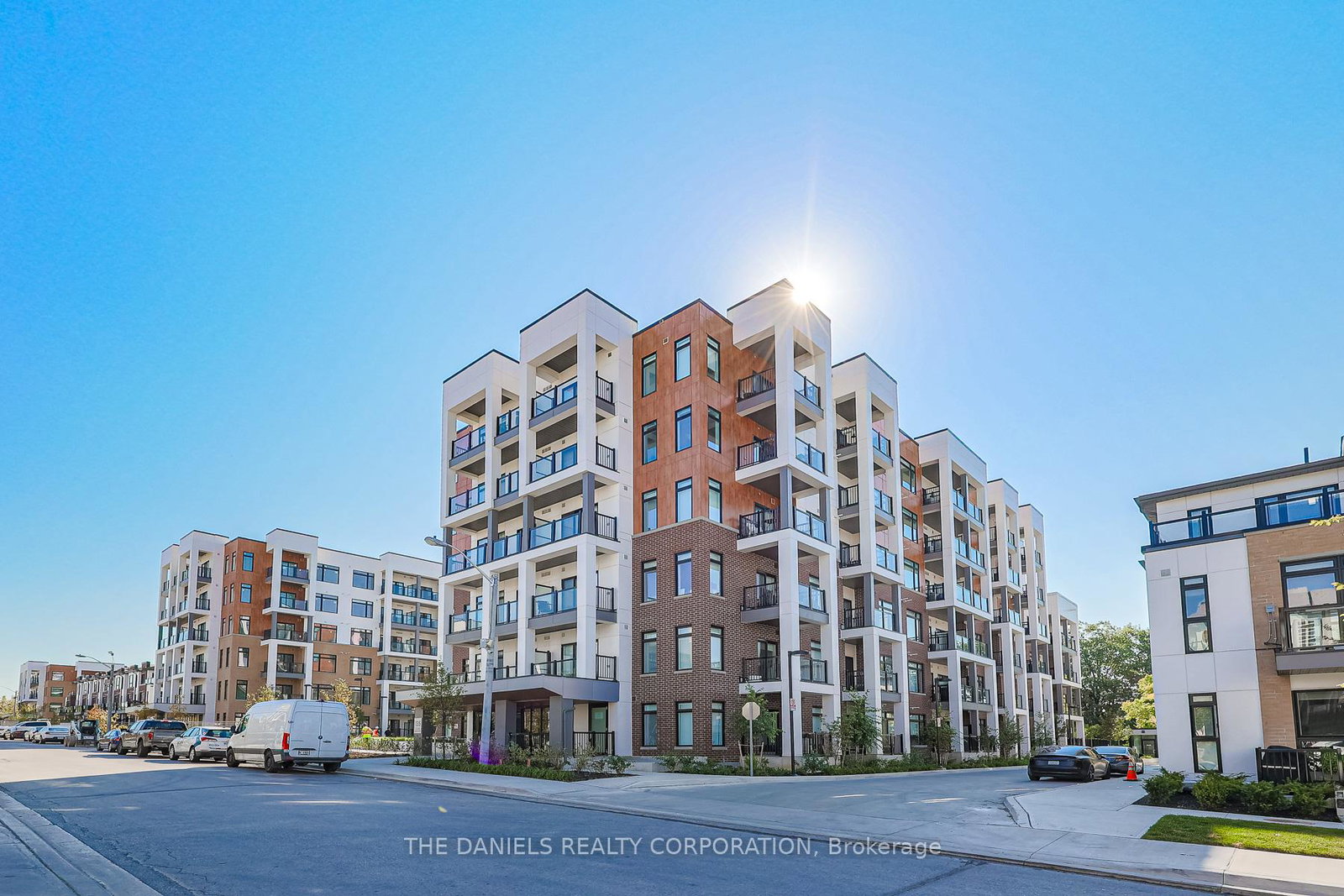 135-canon-jackson-drive-north-york-ontario-w12322187