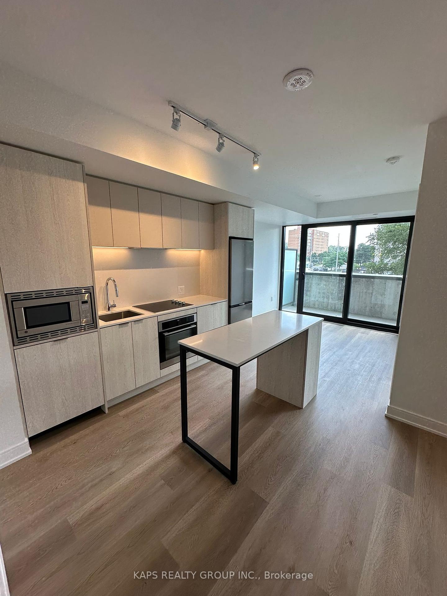 89-dundas-st-street-w-w-mississauga-ontario-w12322302