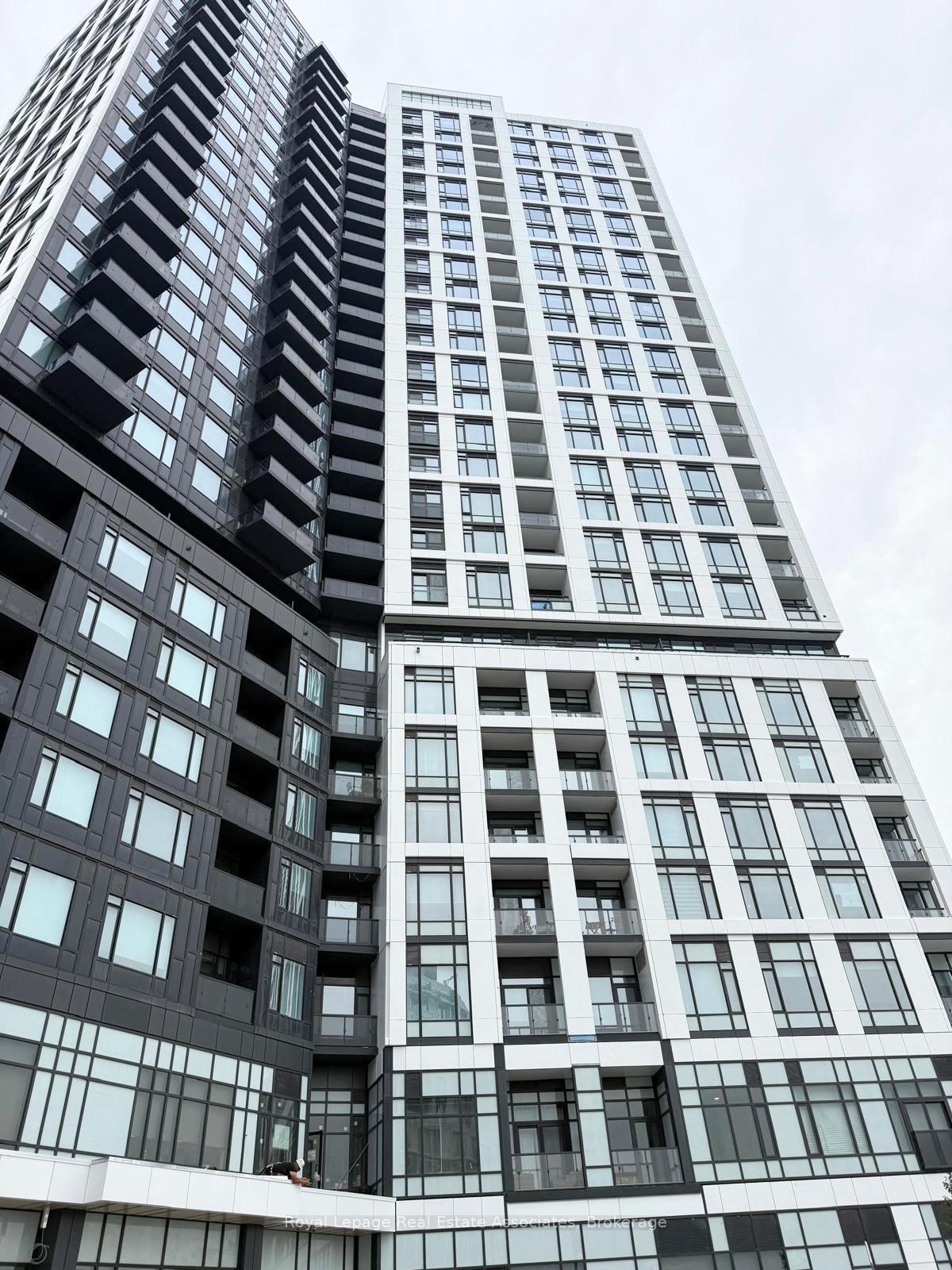 2495-eglinton-avenue-mississauga-ontario-w12322443