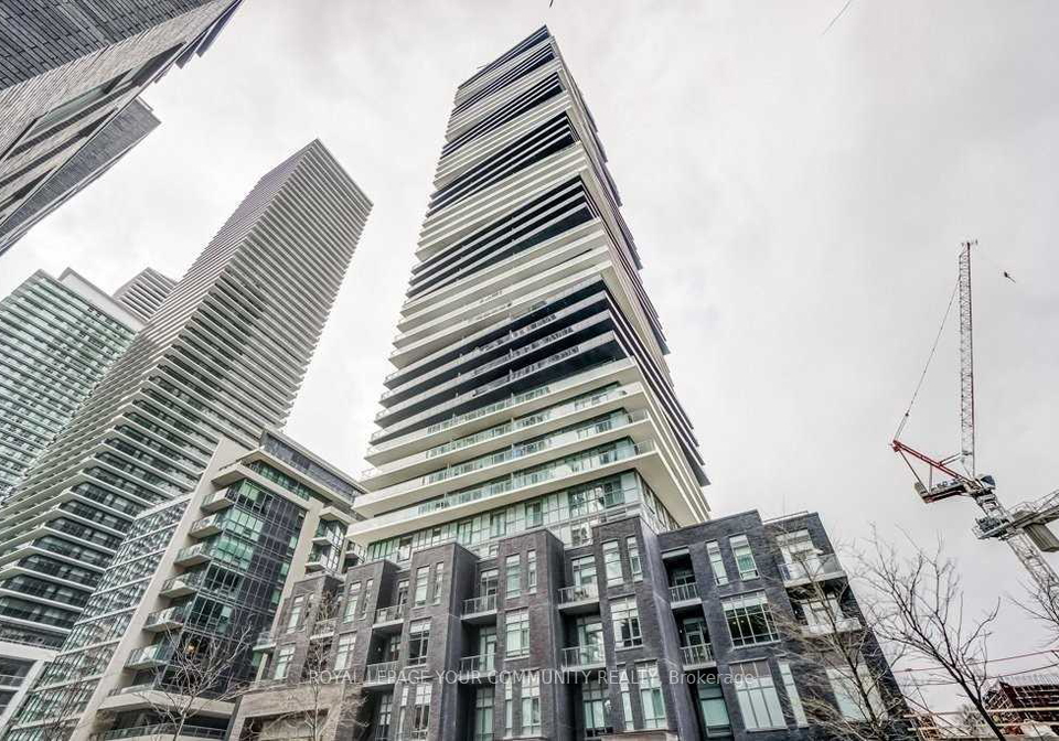 56-annie-craig-drive-etobicoke-ontario-w12322494