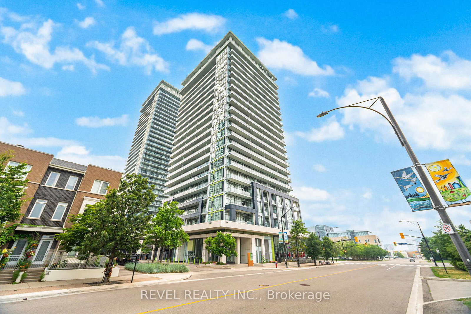 365-prince-of-wales-drive-mississauga-ontario-w12322747