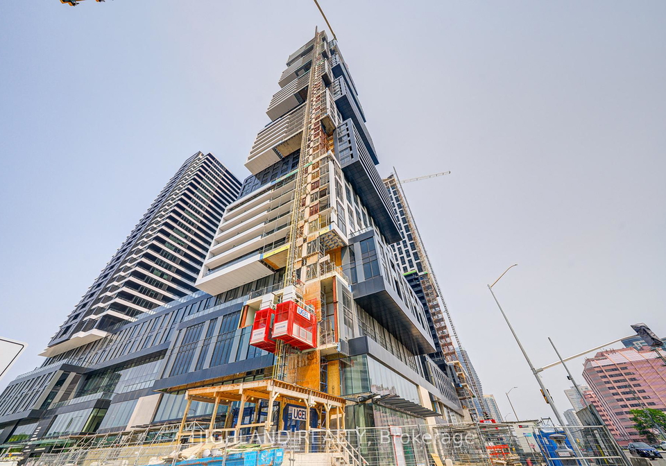 4015-the-exchange-na-mississauga-ontario-w12323388