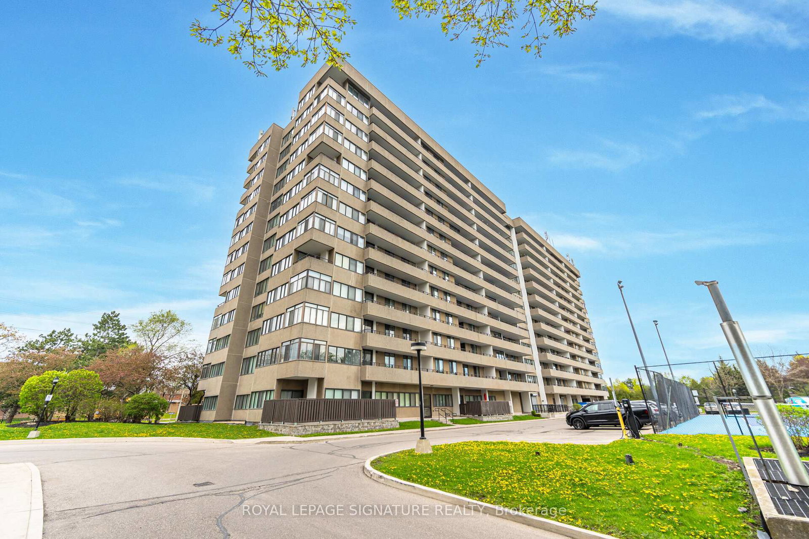 1300-valley-boulevard-mississauga-ontario-w12323700
