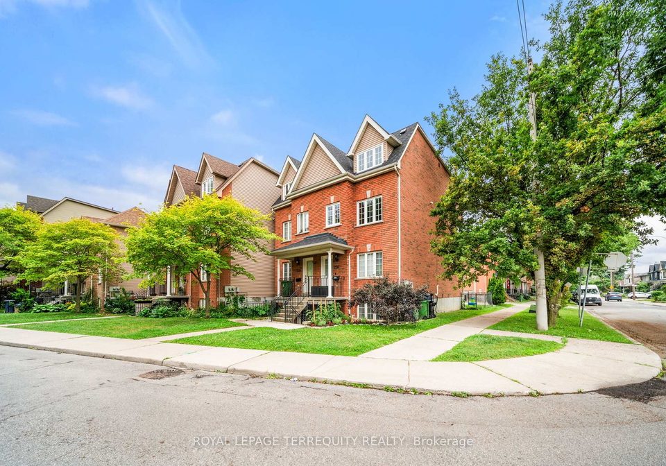 236-wiltshire-avenue-toronto-ontario-w12324218