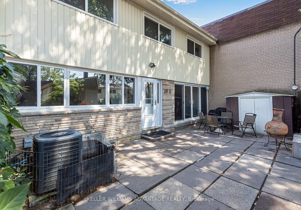 10-sentinel-road-york-ontario-w12324254