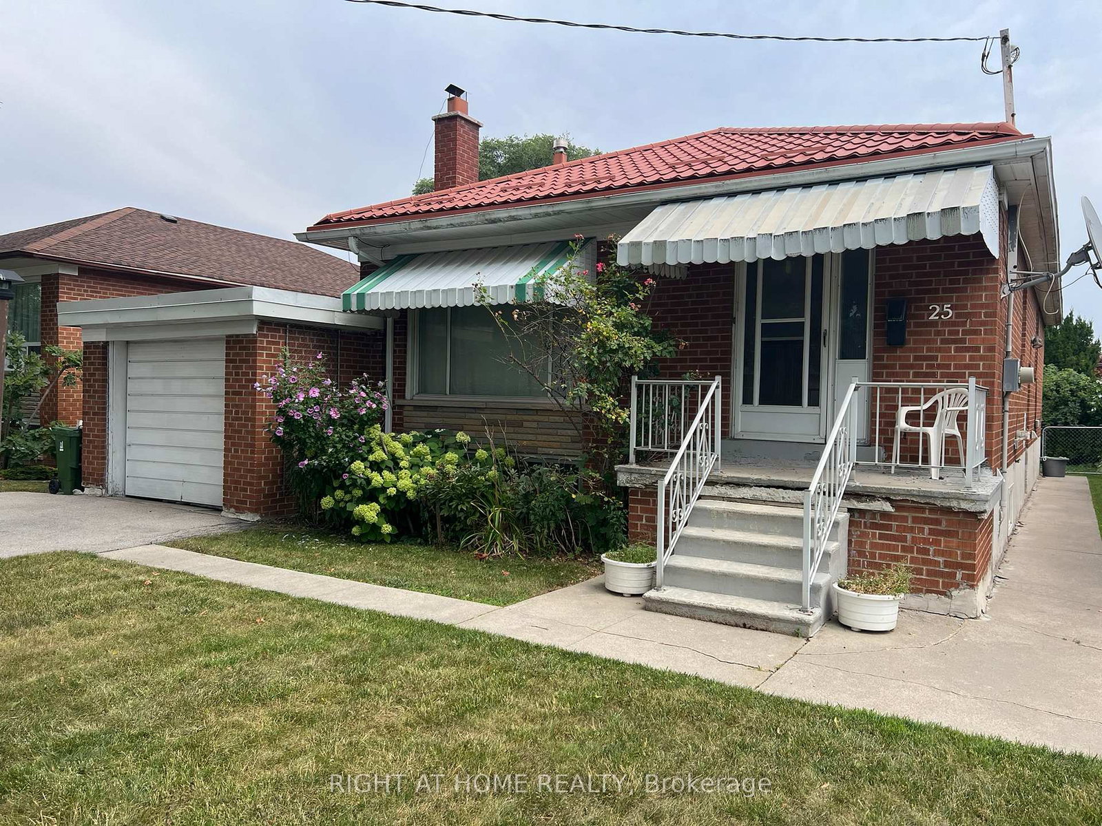 25-heatherglen-road-etobicoke-ontario-w12324459