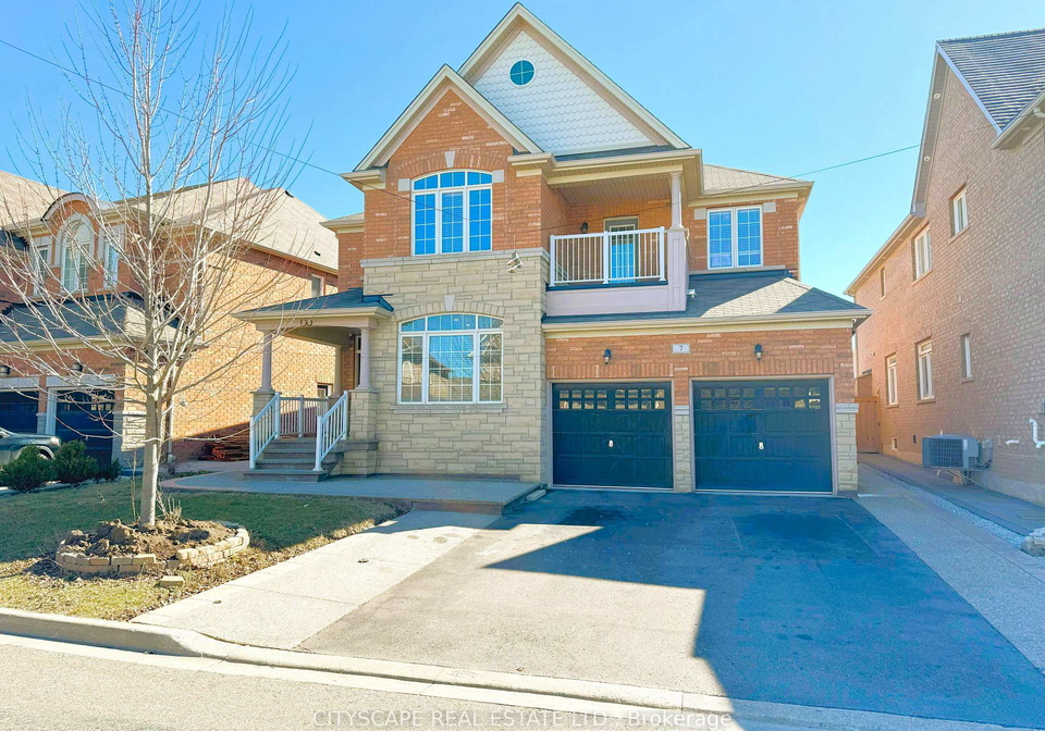 7-attraction-drive-brampton-ontario-w12324545