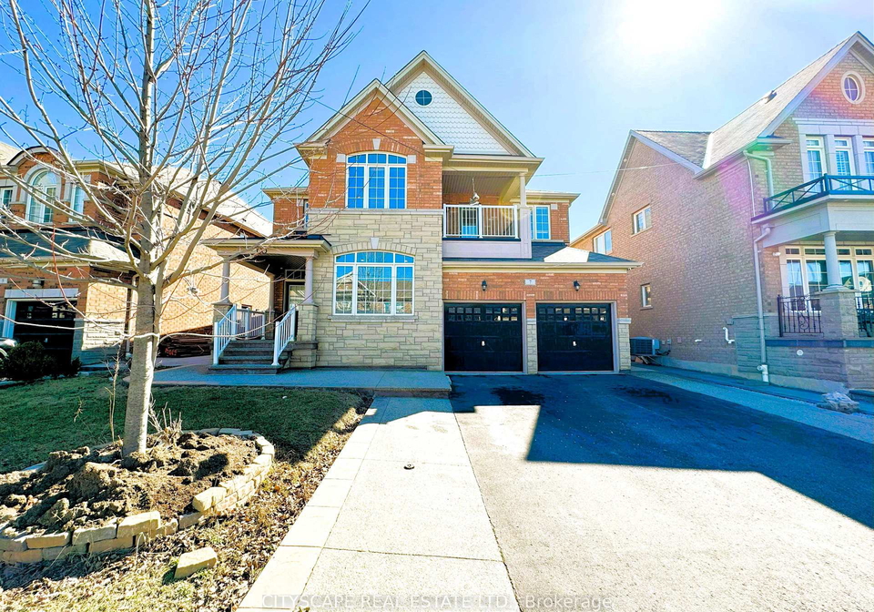 7-attraction-drive-brampton-ontario-w12324545