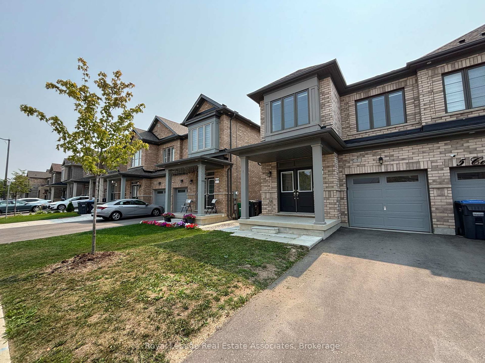 7-cobriza-crescent-brampton-ontario-w12324593
