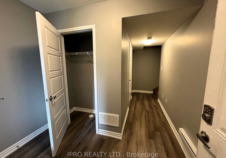 874-ash-gate-milton-ontario-w12324675