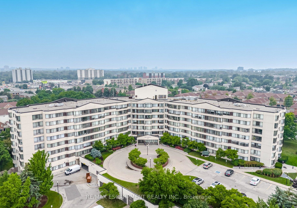 1001-cedarglen-gate-mississauga-ontario-w12324756