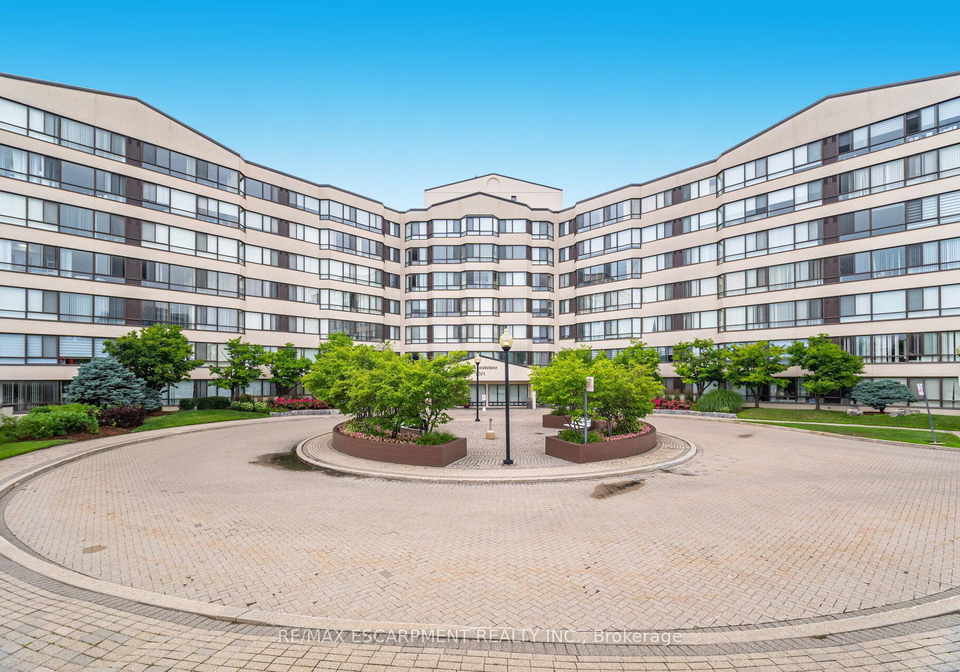 1001-cedarglen-gate-mississauga-ontario-w12324756