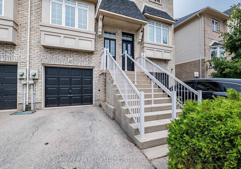 5080-fairview-street-burlington-ontario-w12324881