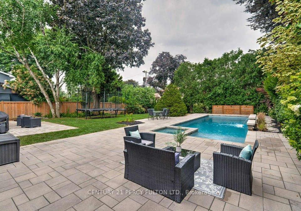 4499-hawthorne-drive-burlington-ontario-w12324981