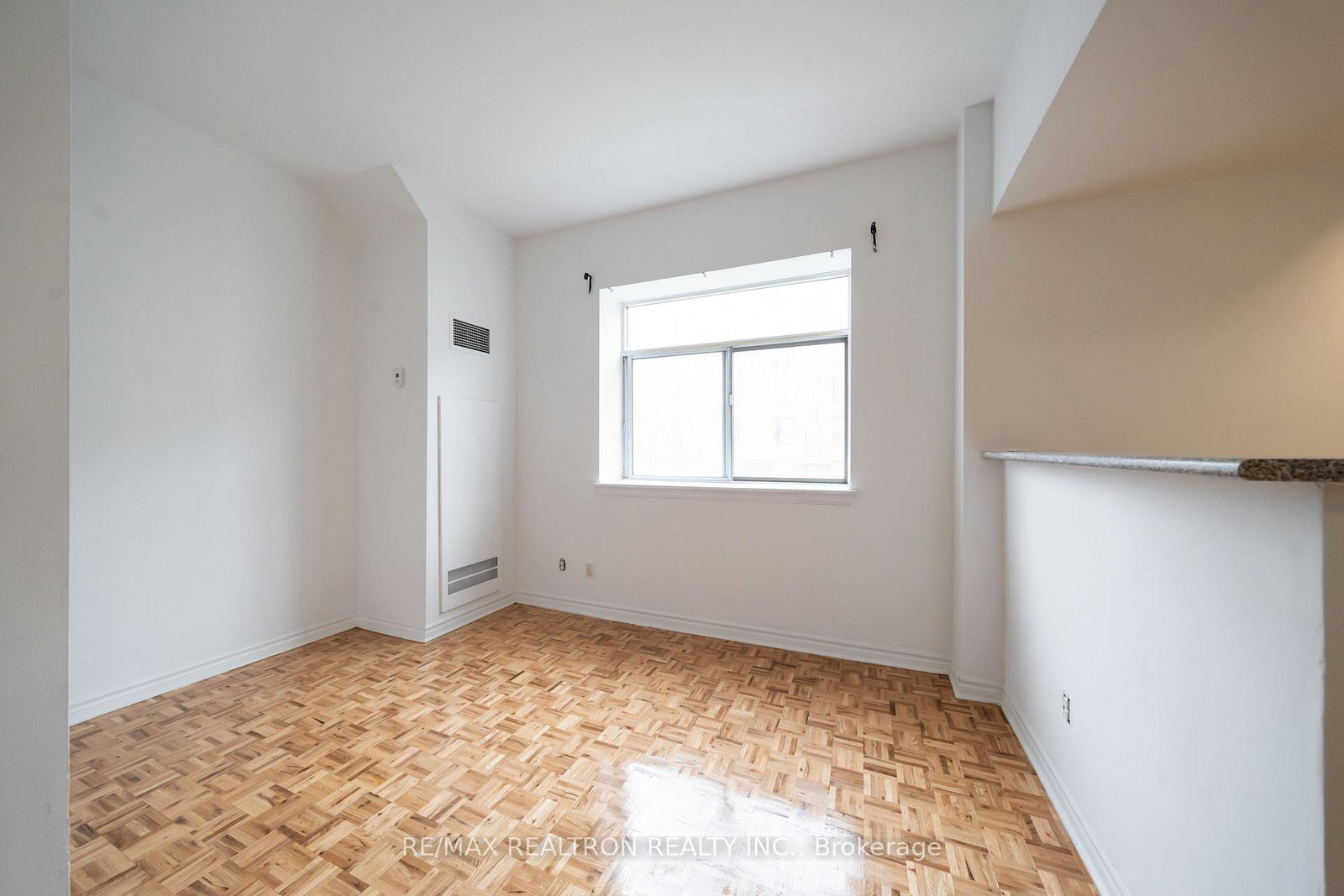 1407-dupont-street-toronto-ontario-w12325067