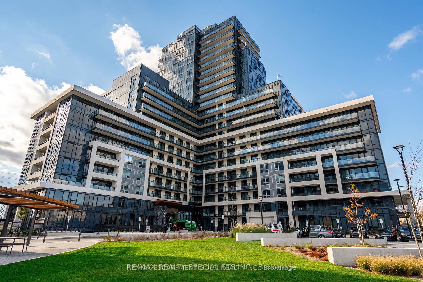 3220-william-coltson-avenue-oakville-ontario-w12325095