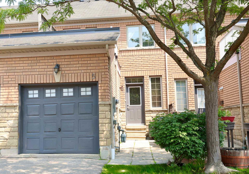 101galeway-boulevard-mississauga-ontario-w12325280