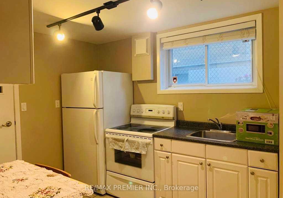 10-jopling-avenue-n-n-etobicoke-ontario-w12325338
