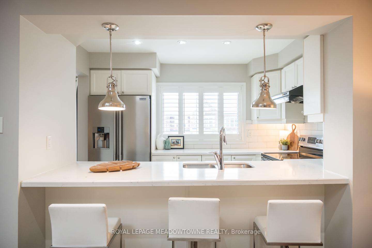 298-reis-place-milton-ontario-w12325463