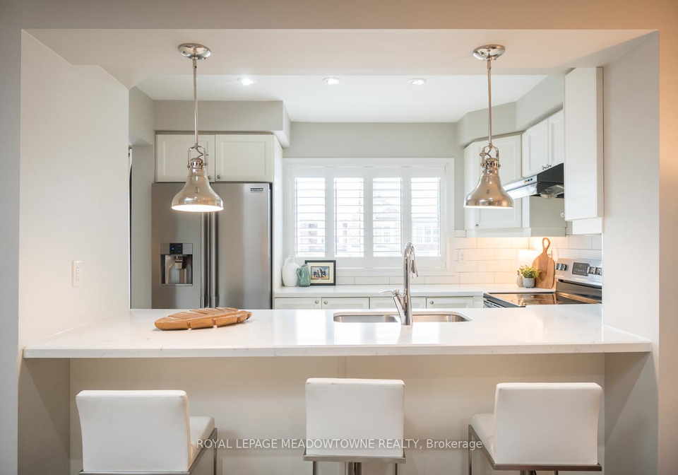 298-reis-place-milton-ontario-w12325463