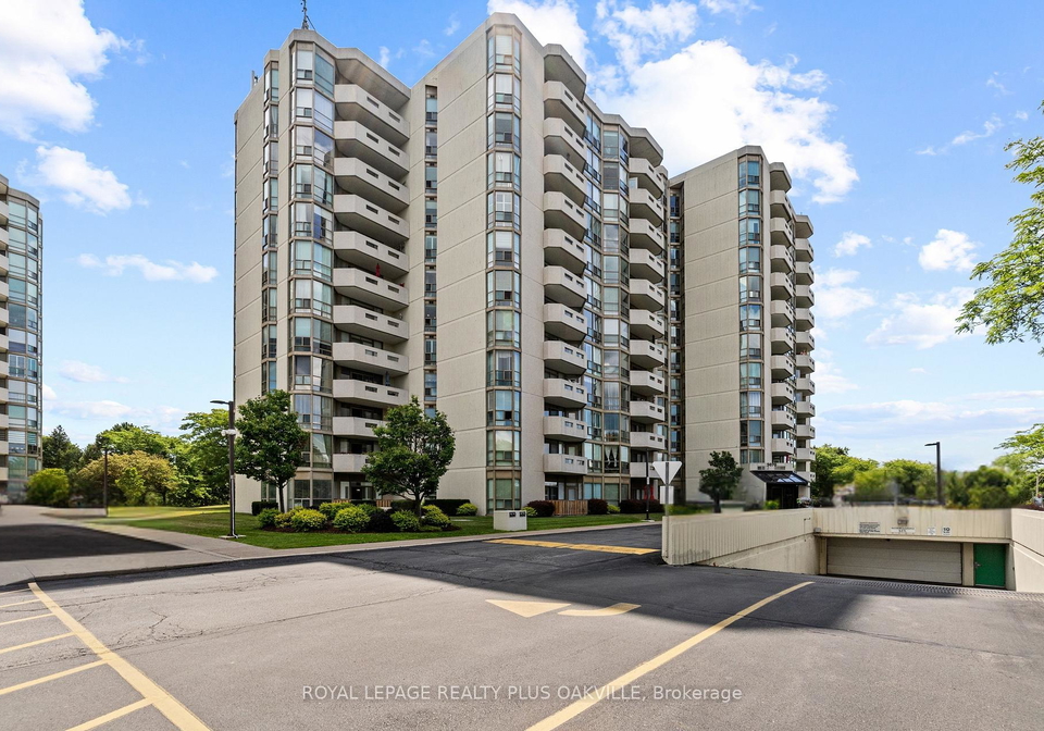 5070-pinedale-avenue-burlington-ontario-w12325705