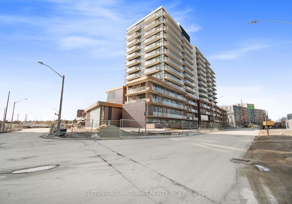 220-missinnihe-way-mississauga-ontario-w12325735