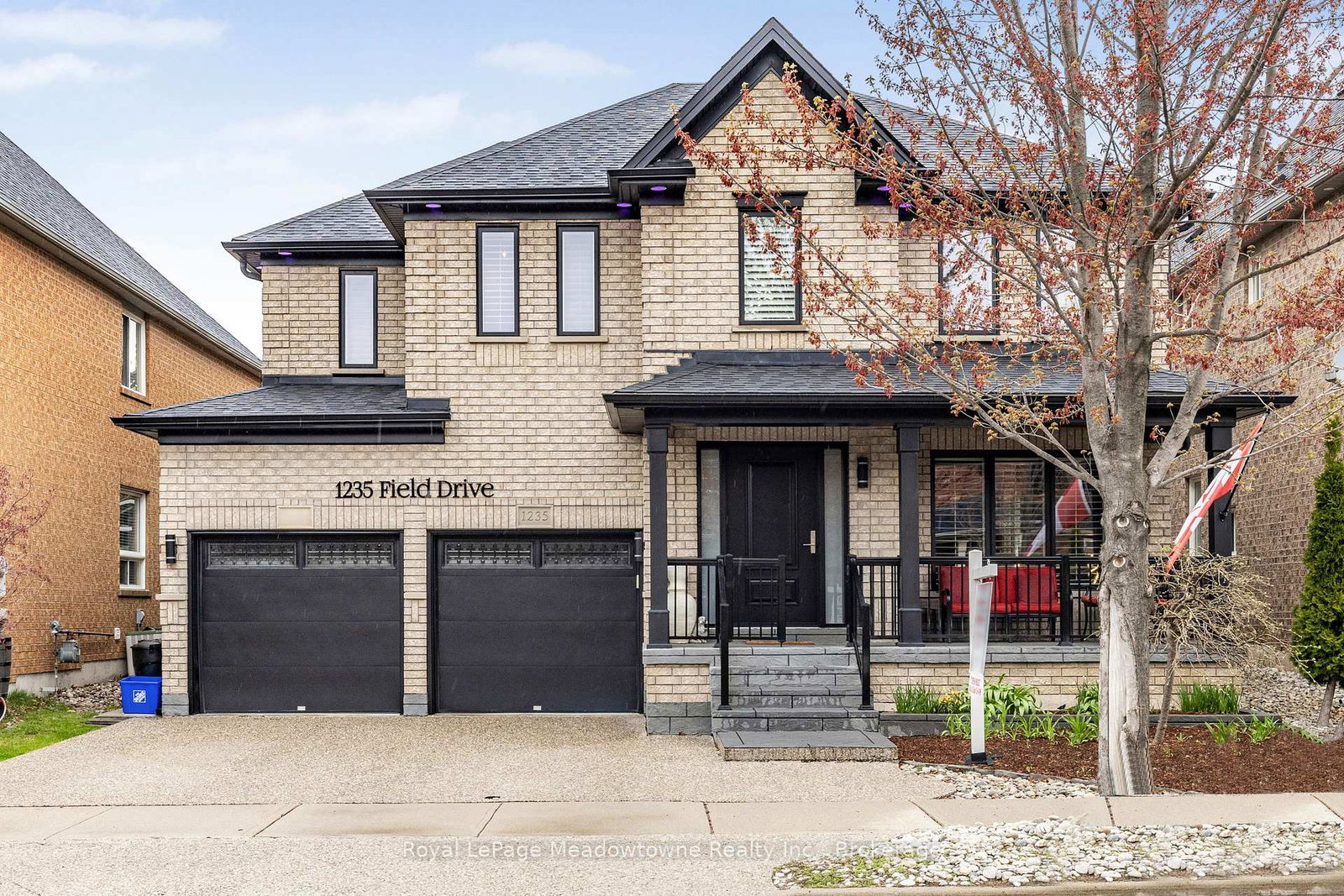 1235-field-drive-milton-ontario-w12325782