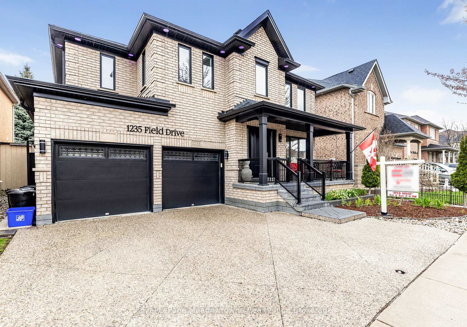 1235-field-drive-milton-ontario-w12325782