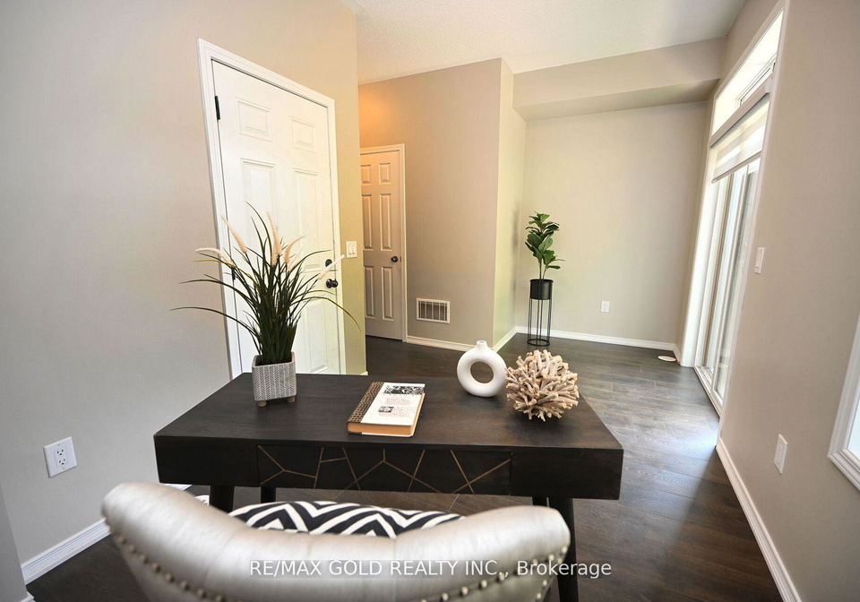 436-ladycroft-terrace-mississauga-ontario-w12326024