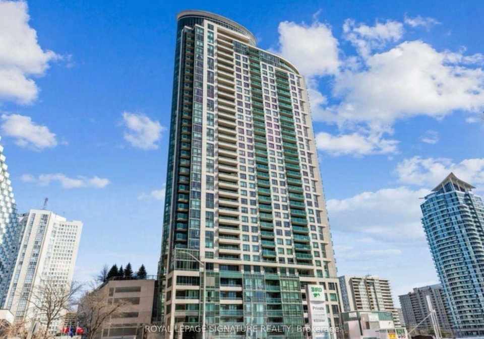 208-enfield-place-mississauga-ontario-w12326053
