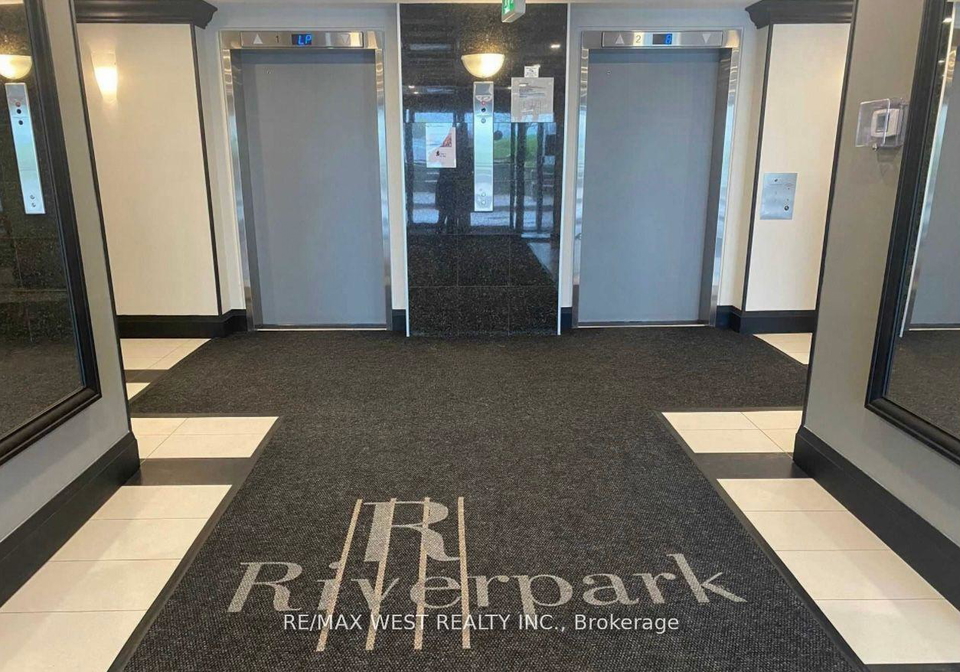 600-rexdale-boulevard-etobicoke-ontario-w12326141