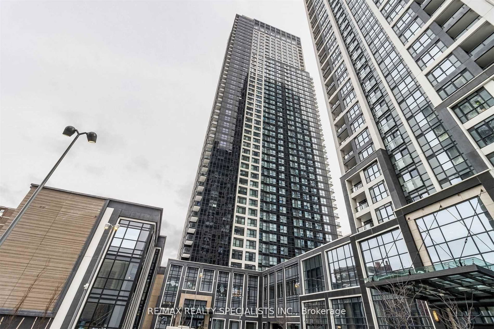 5-mabelle-avenue-etobicoke-ontario-w12326168