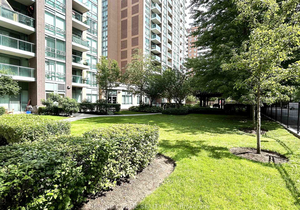 11-michael-power-place-etobicoke-ontario-w12326414