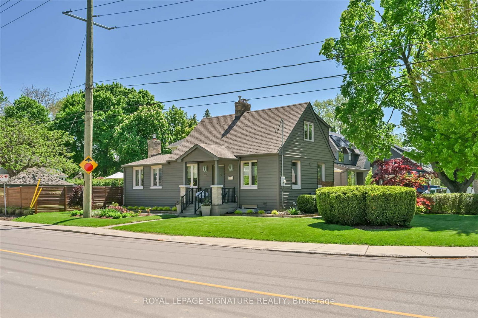 386-allan-street-oakville-ontario-w12326781