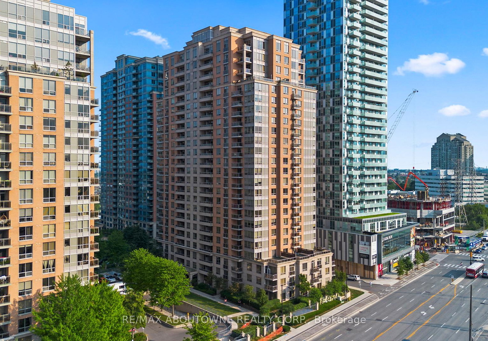 5233-dundas-street-w-w-etobicoke-ontario-w12327330