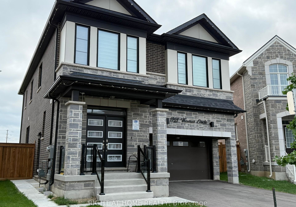 1721-thames-cirle-circle-milton-ontario-w12327396