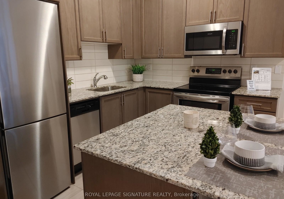 28-fieldway-road-etobicoke-ontario-w12327475