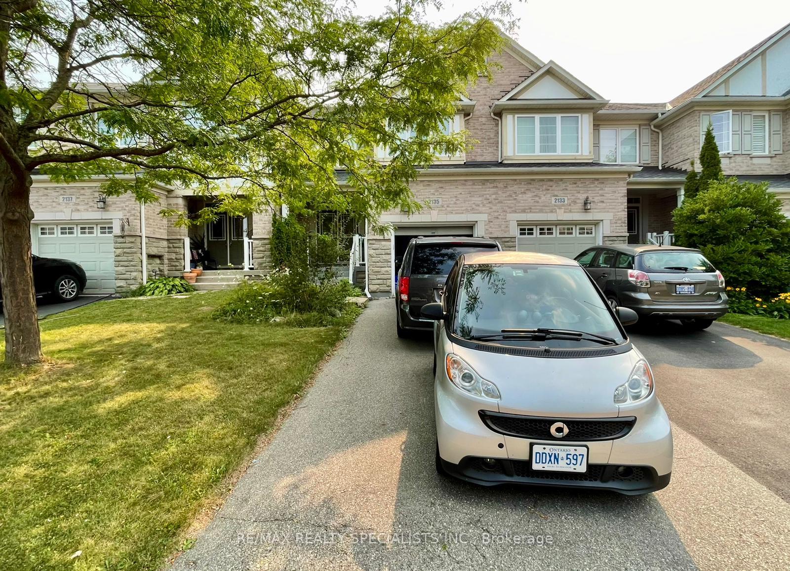 2135-emily-circle-oakville-ontario-w12327698