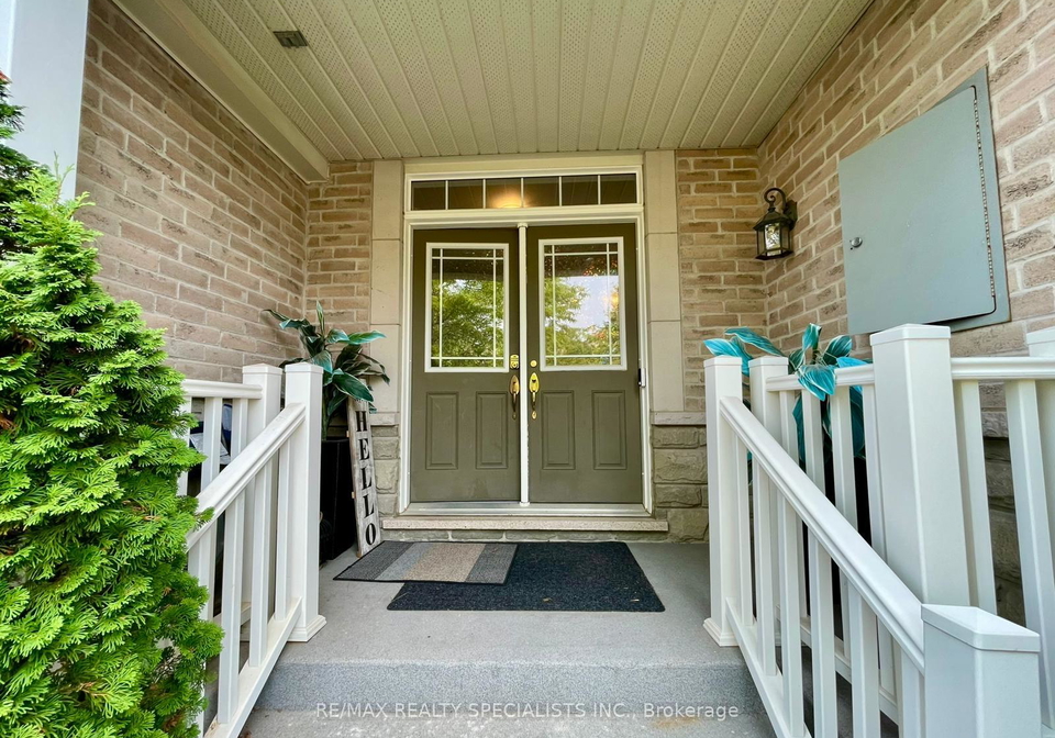 2135-emily-circle-oakville-ontario-w12327698