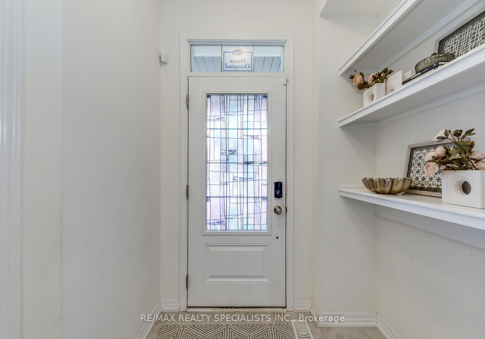 142-beaveridge-avenue-oakville-ontario-w12327771