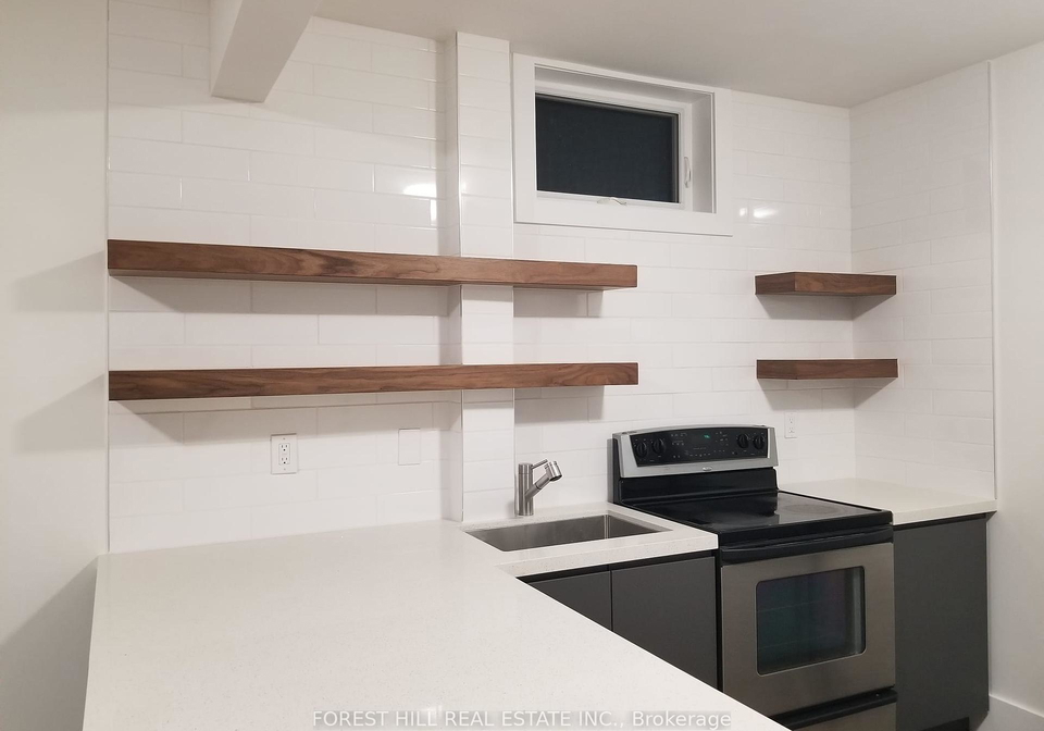 37-penhurst-avenue-etobicoke-ontario-w12327806