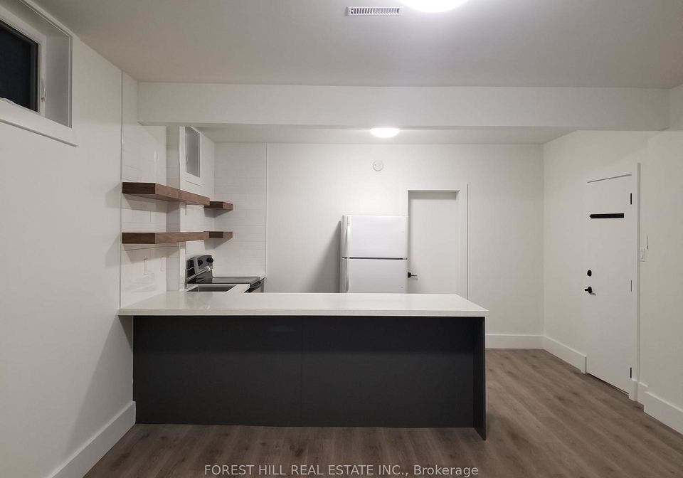 37-penhurst-avenue-etobicoke-ontario-w12327806