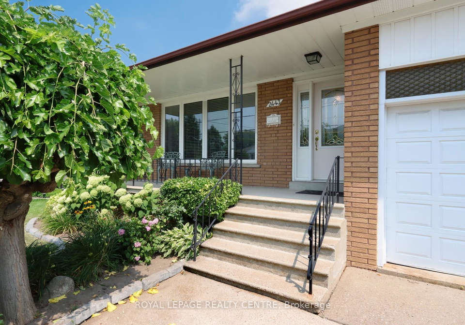 2443-cliff-road-mississauga-ontario-w12327863