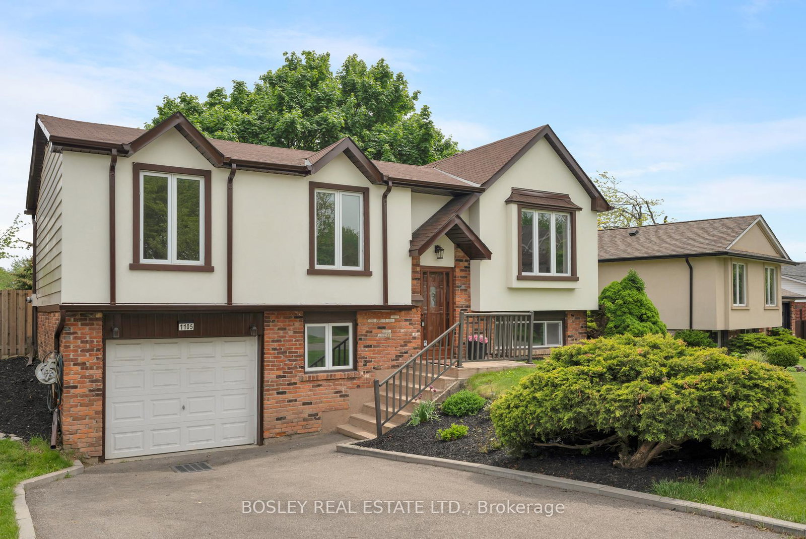 1105-valley-boulevard-mississauga-ontario-w12327872