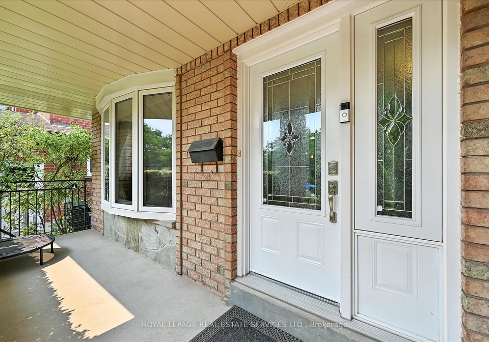 2921-mulberry-drive-oakville-ontario-w12328025
